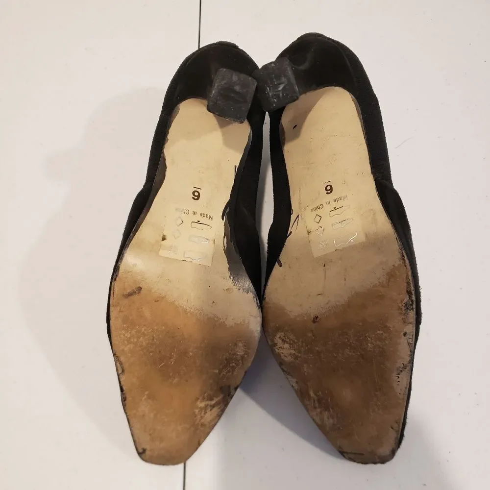 VTG Bisou Bisou Black Pumps Size 6